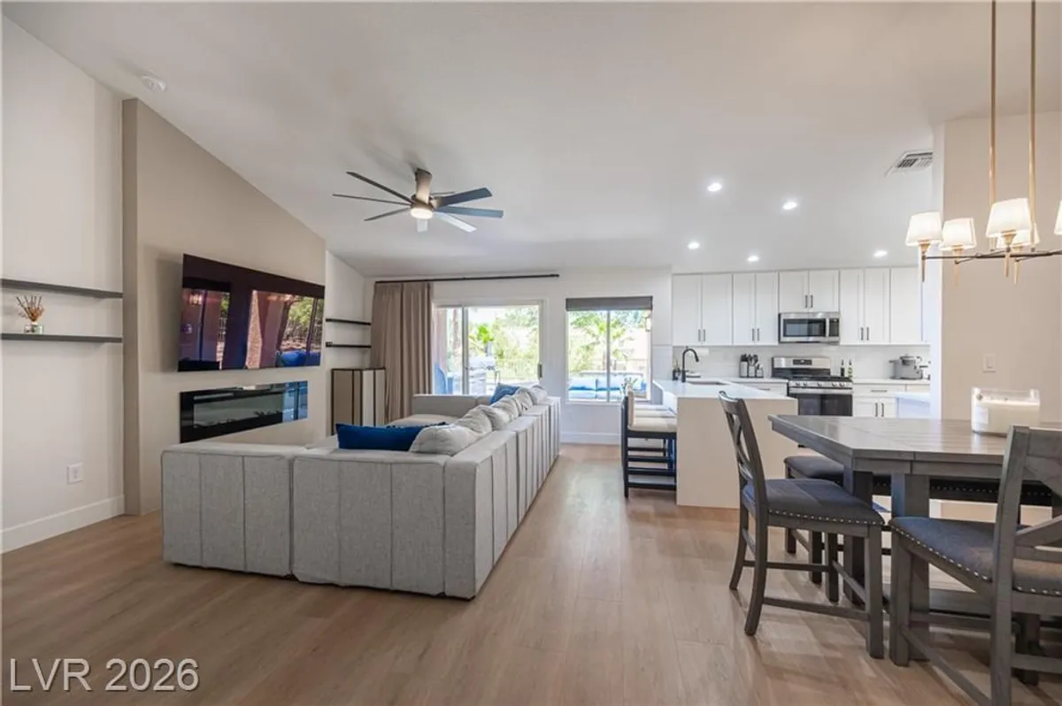Property Slideshow image 1 of 72 | 2548 tumble brook dr, Las Vegas, NV, 89134
