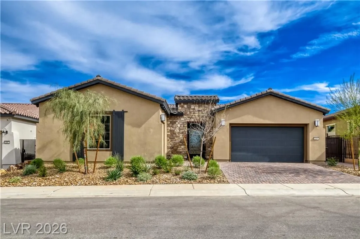 Property Slideshow image 1 of 42 | 148 stone mesa ct, Henderson, NV, 89011