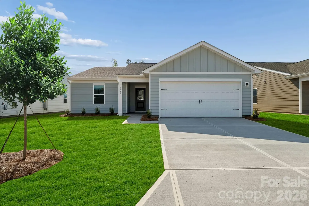 Property Slideshow image 1 of 30 | 1480 ardmore dr, Sherrills Ford, NC, 28673
