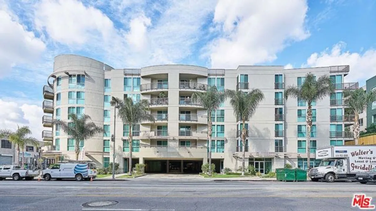 Property Slideshow image 1 of 23 | 267 s san pedro st unit 321, Los Angeles, CA, 90012
