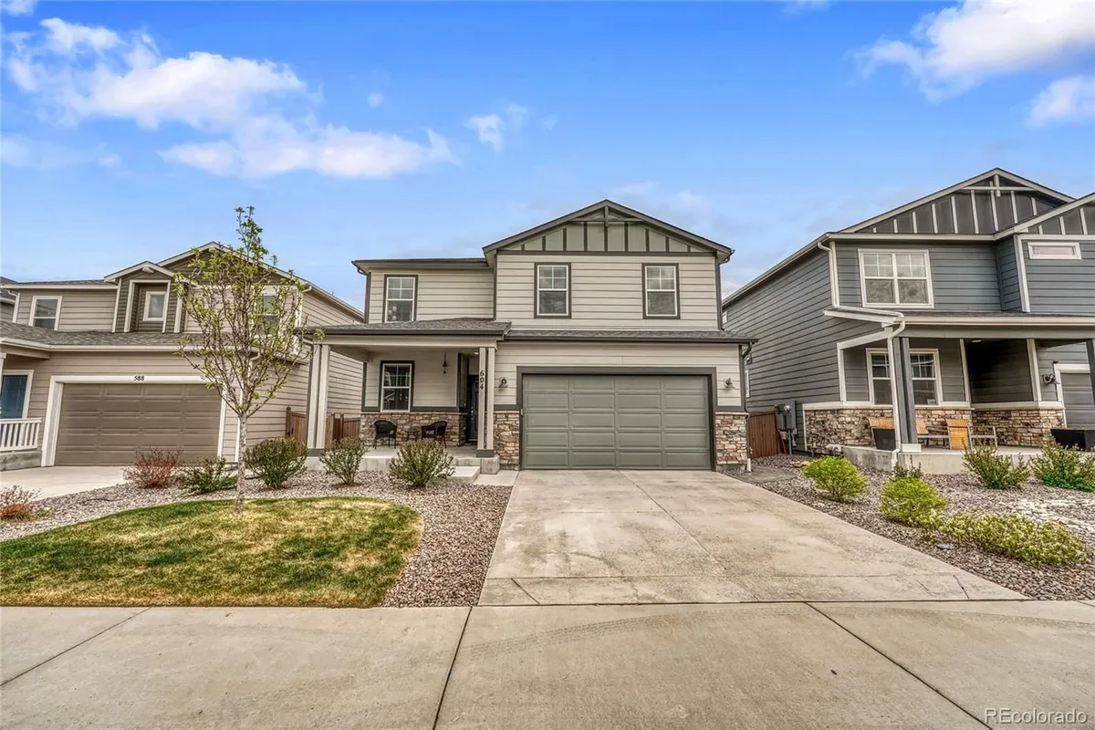 Property Slideshow image 1 of 50 | 604 silver rock trl, Castle Rock, CO, 80104