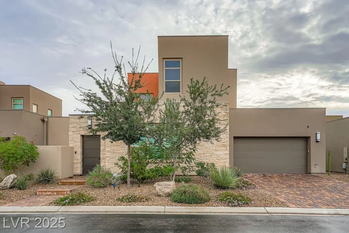 Property Slideshow image 1 of 35 | 4294 swift st, Las Vegas, NV, 89135