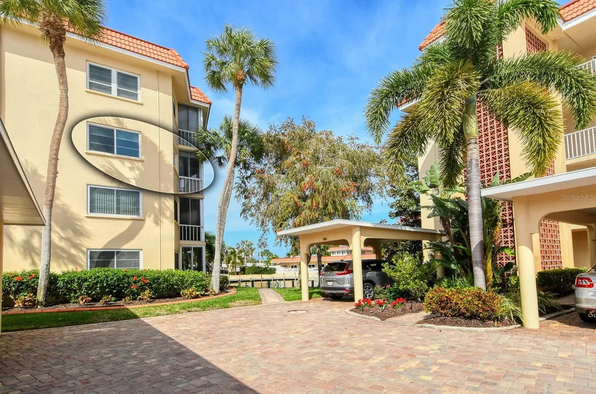 Property Slideshow image 1 of 74 | 1215 s portofino dr 308, Sarasota, FL, 34242