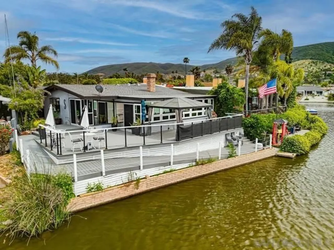 Property Slideshow image 1 of 34 | 1476 la habra dr, San Marcos, CA, 92078