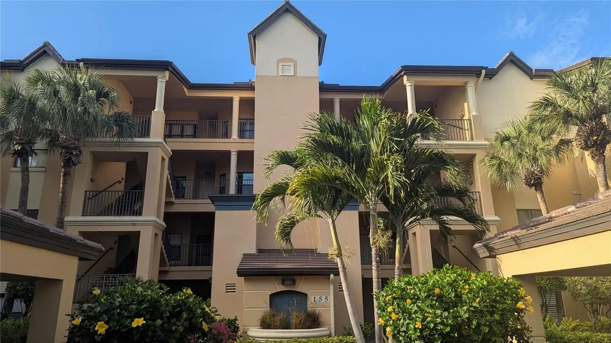 Property Slideshow image 1 of 38 | 155 vintage cir # i404, Naples, FL, 34119