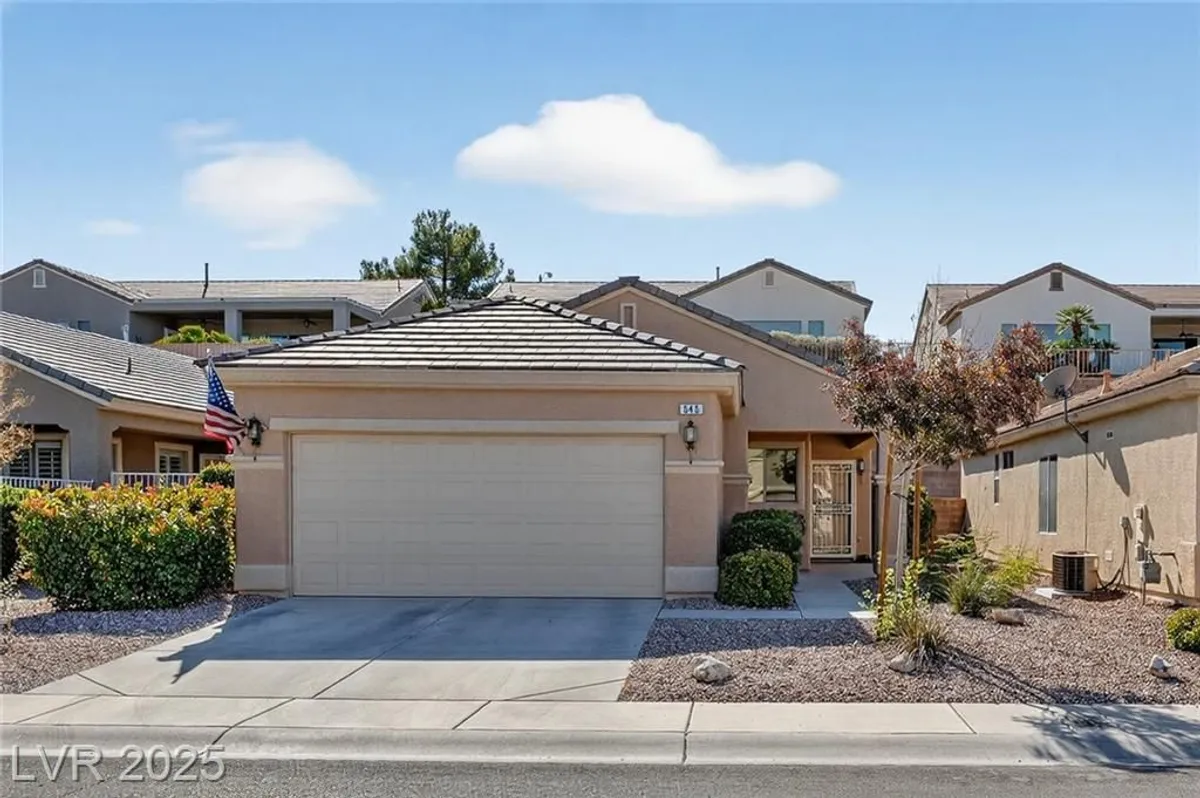 Property Slideshow image 1 of 27 | 545 cypress gardens pl, Henderson, NV, 89012