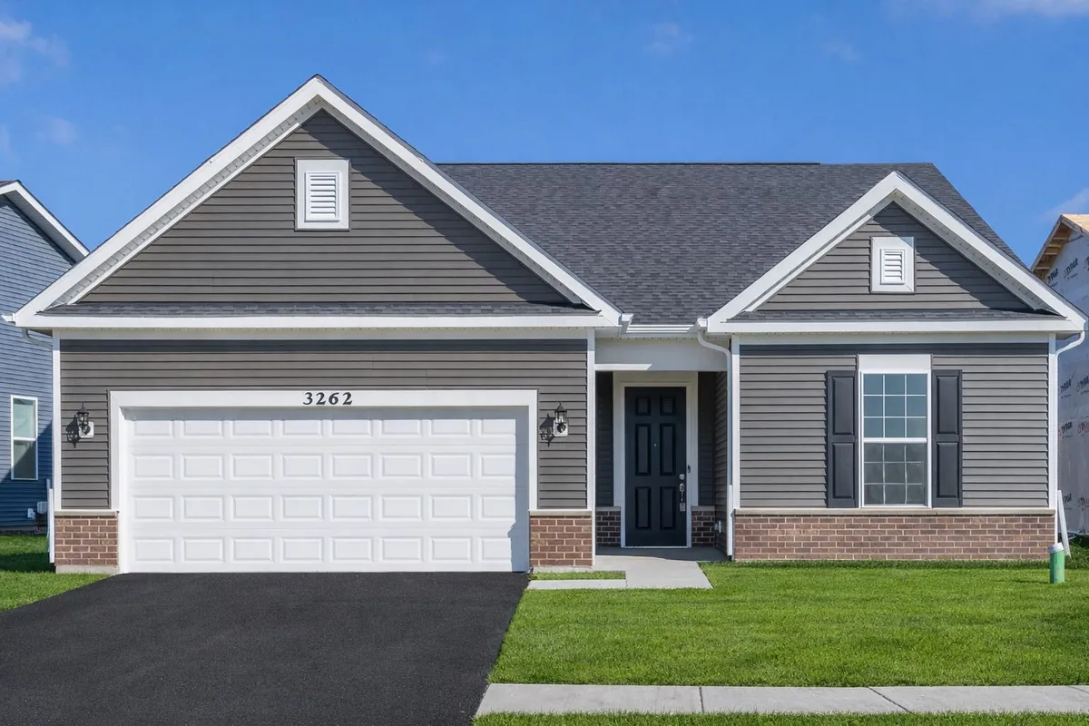 Property Slideshow image 1 of 24 | 3262 oak creek ln, Aurora, IL, 60503