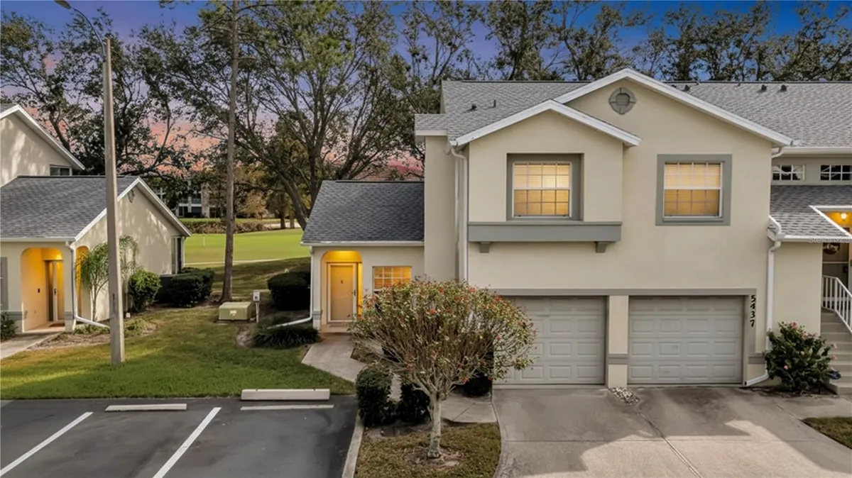 Property Slideshow image 1 of 51 | 5433 fair oaks st # 5433, Bradenton, FL, 34203