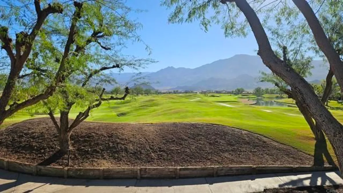 Property Slideshow image 1 of 1 | 55526 laurel vly, La Quinta, CA, 92253