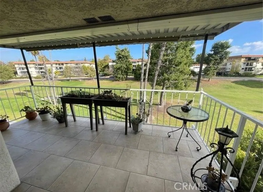 Property Slideshow image 1 of 33 | 2390 via 3c, Laguna Woods, CA, 92637