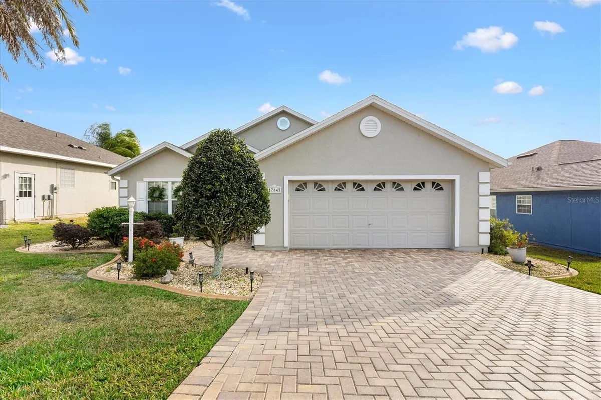 Property Slideshow image 1 of 55 | 17842 se 125th cir, Summerfield, FL, 34491