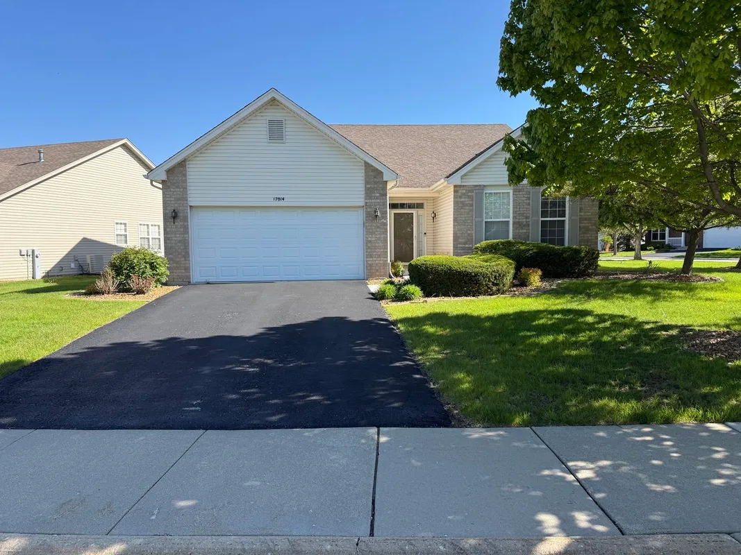 Property Slideshow image 1 of 20 | 17014 roosevelt ave, Lockport, IL, 60441