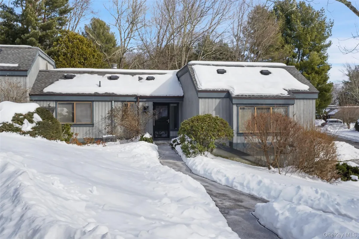Property Slideshow image 1 of 31 | 243 heritage hls b, Somers, NY, 10589