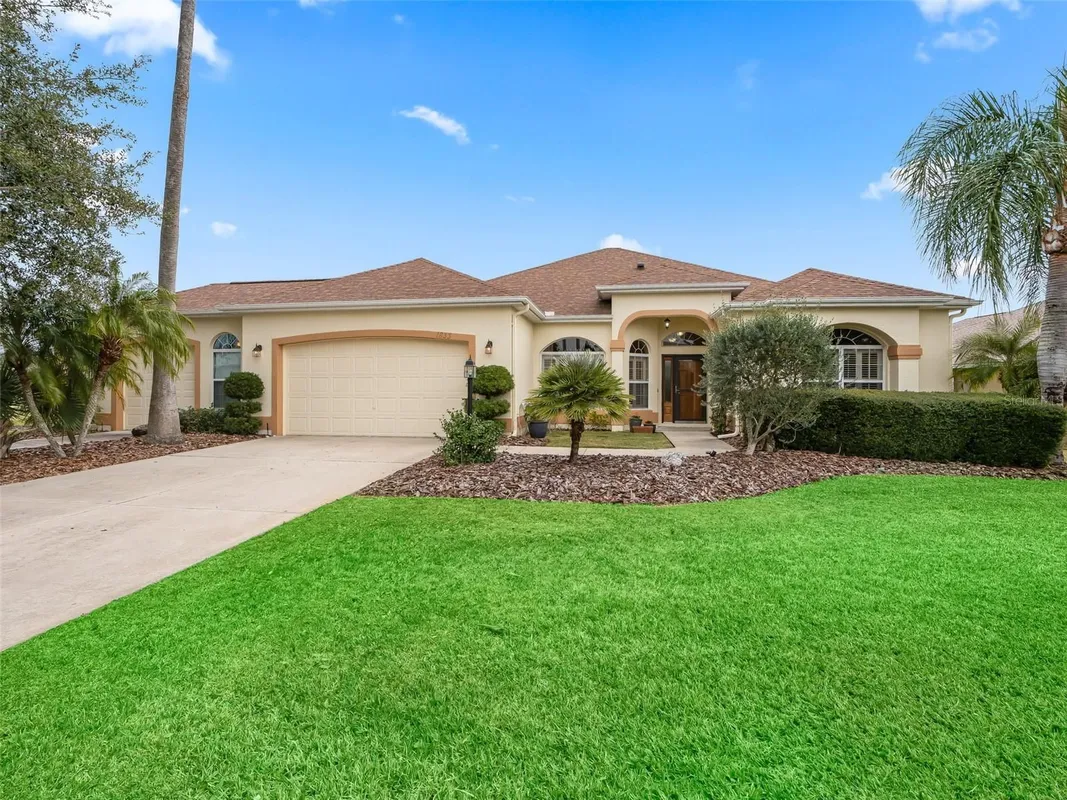 Property Slideshow image 1 of 31 | 1833 madero dr, The Villages, FL, 32159