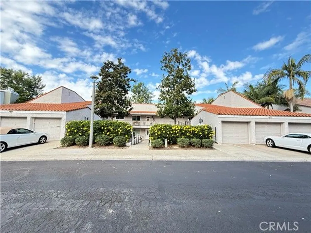 Property Slideshow image 1 of 5 | 3437 bahia blanca p, Laguna Woods, CA, 92637