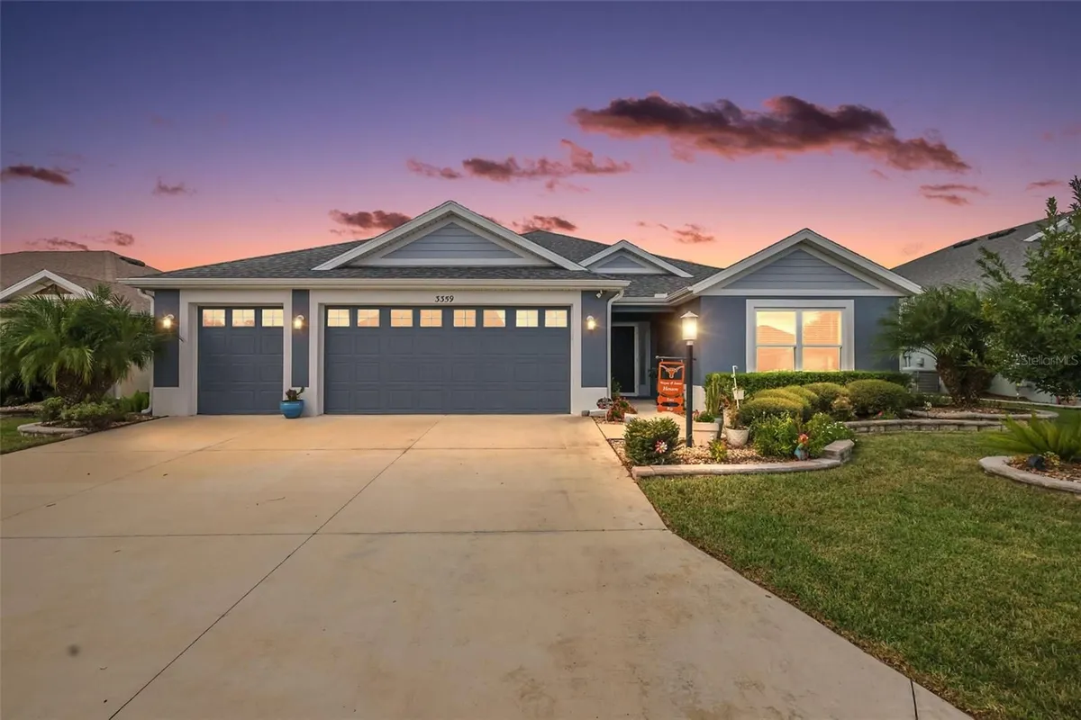 Property Slideshow image 1 of 38 | 3359 arlyn pl, The Villages, FL, 32163