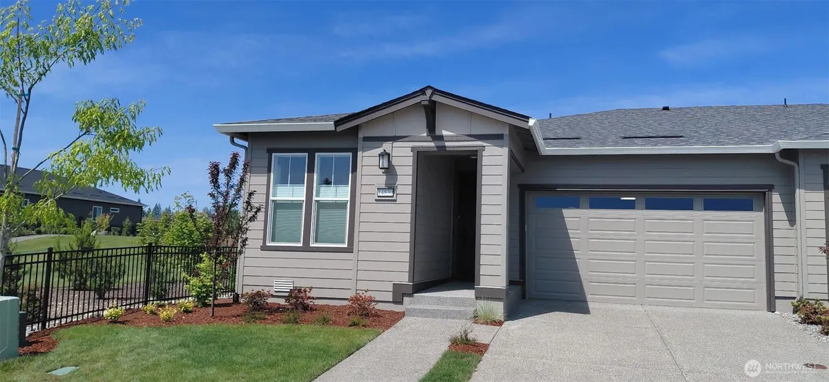 Property Slideshow image 1 of 39 | 14830 207th ave, Bonney Lake, WA, 98391