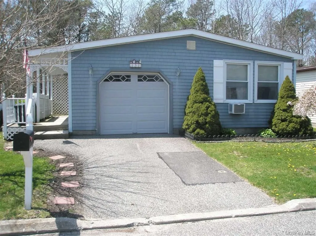 Property Slideshow image 1 of 31 | 131 village cir, Brookhaven, NY, 11949