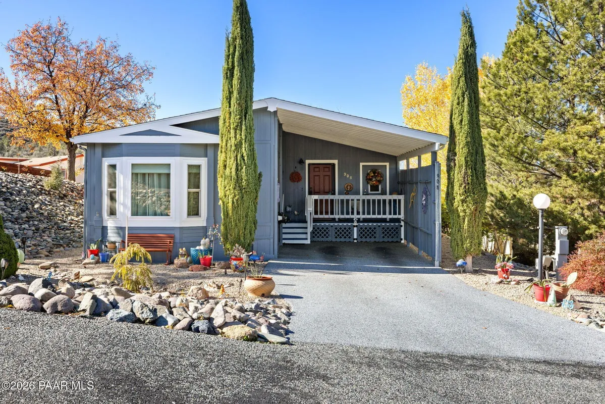 Property Slideshow image 1 of 17 | 908 n mountain hollow ct, Prescott, AZ, 86301