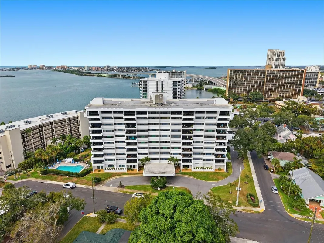 Property Slideshow image 1 of 22 | 30 turner st apt 408, Clearwater, FL, 33756