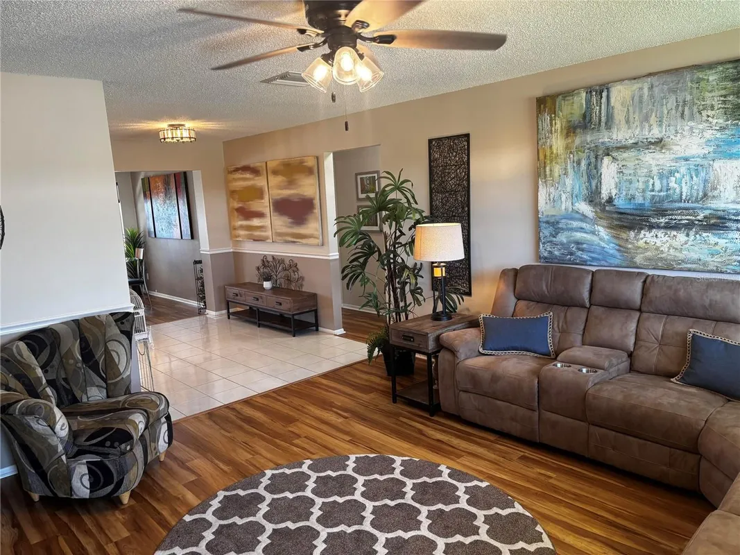 Property Slideshow image 1 of 19 | 4172 100th ave, Pinellas Park, FL, 33782