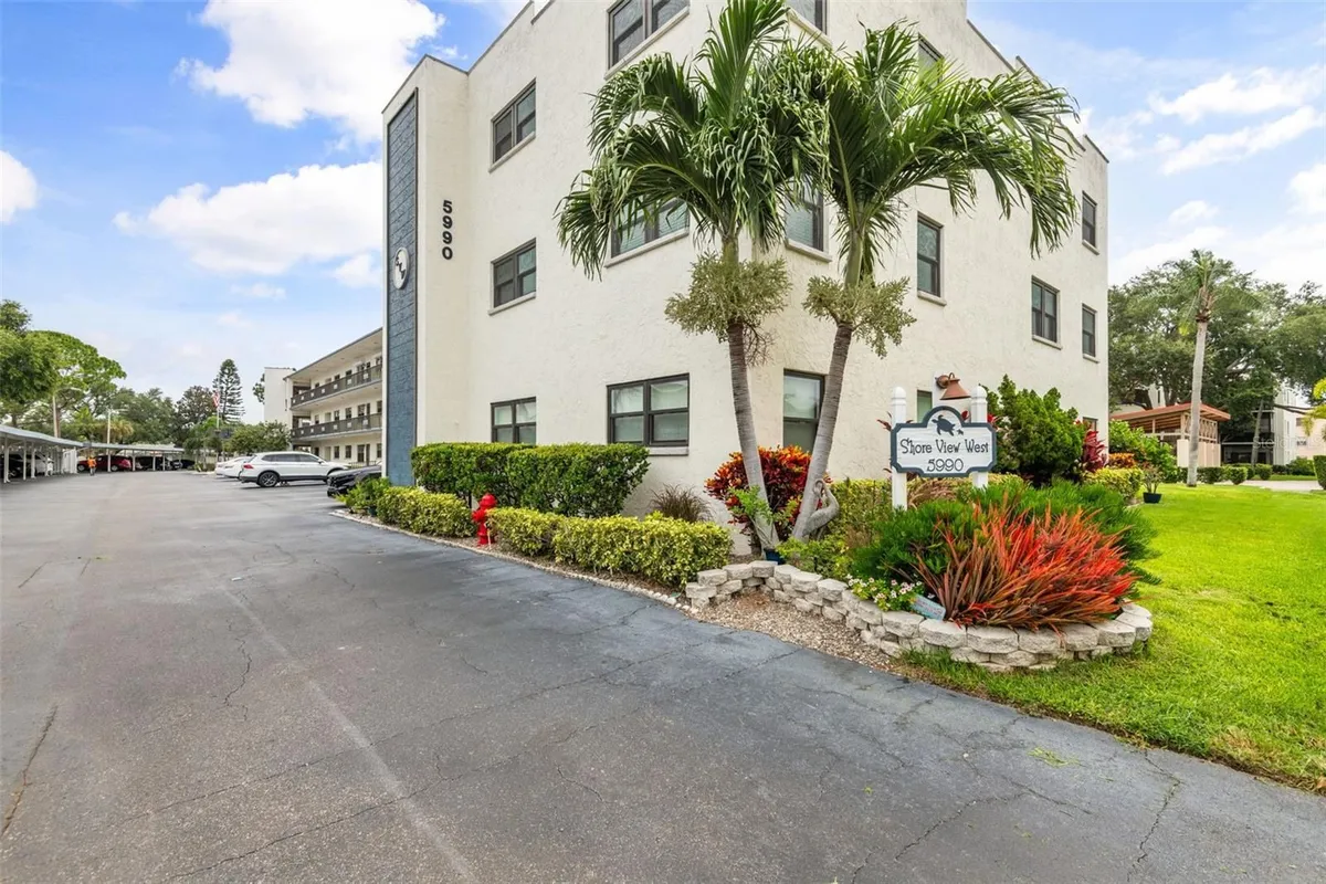 Property Slideshow image 1 of 38 | 5990 terrace park dr 103, St Petersburg, FL, 33709