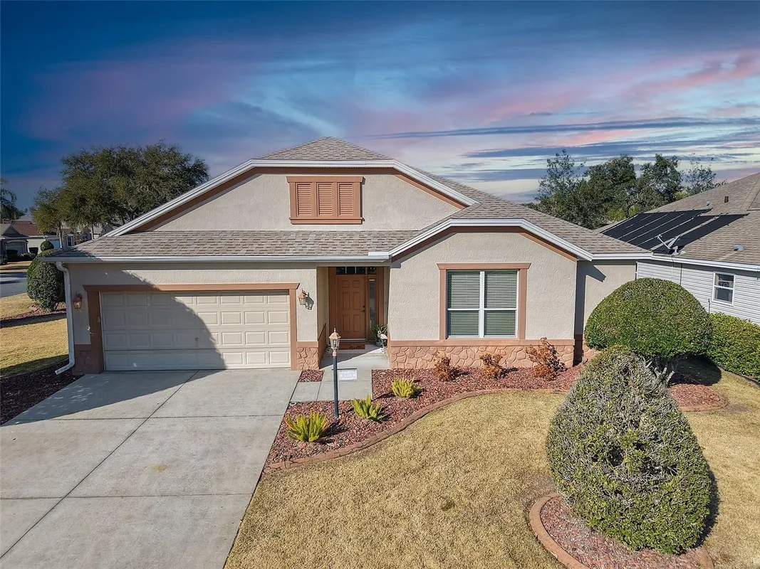 Property Slideshow image 1 of 34 | 329 bishopville loop, The Villages, FL, 32162