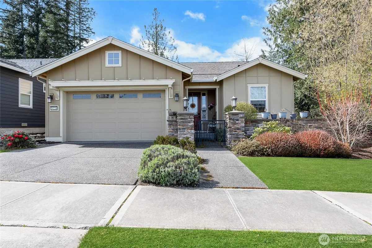 Property Slideshow image 1 of 28 | 14226 189th ave, Bonney Lake, WA, 98391