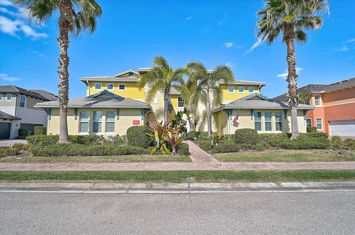 Property Slideshow image 1 of 63 | 1258 riverscape st # 1258, Bradenton, FL, 34208