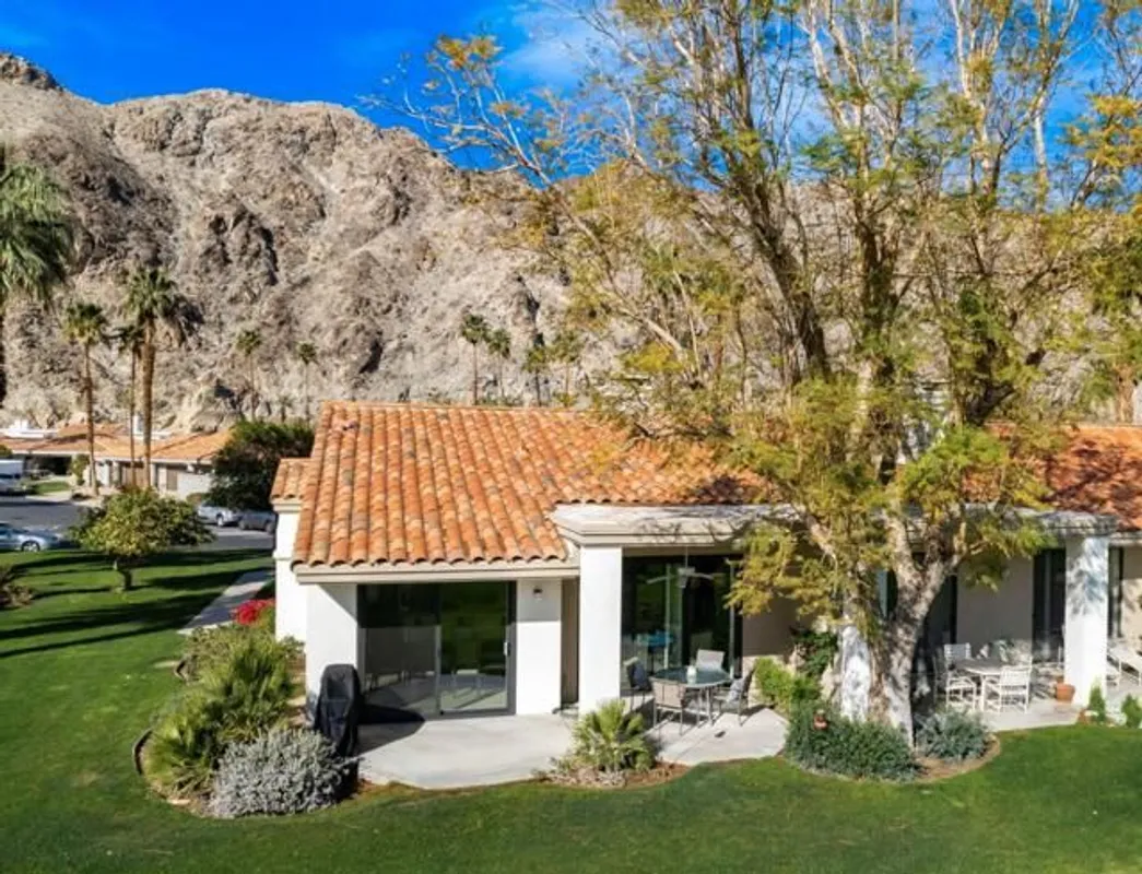 Property Slideshow image 1 of 32 | 55730 riviera, La Quinta, CA, 92253