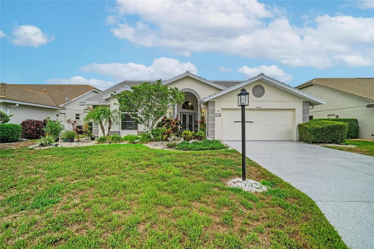 Property Slideshow image 1 of 69 | 6604 stone river rd, Bradenton, FL, 34203