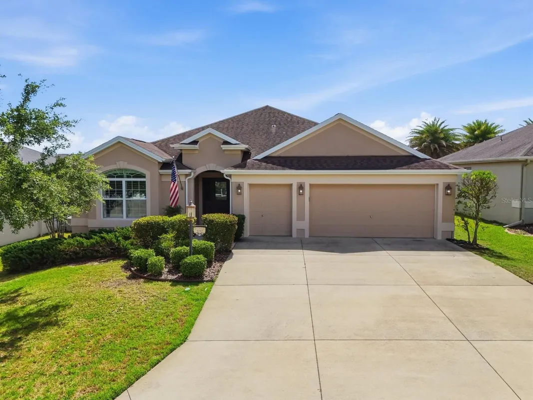 Property Slideshow image 1 of 46 | 3087 blackstock way, The Villages, FL, 32163