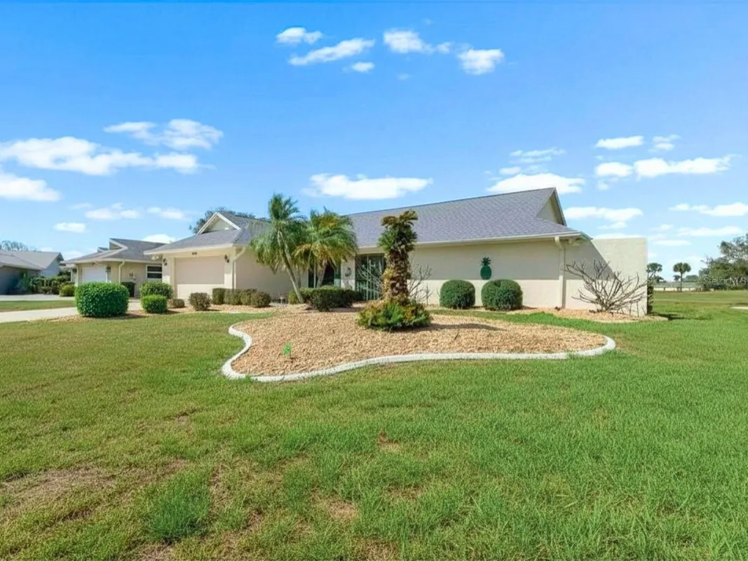 Property Slideshow image 1 of 38 | 2111 w view dr, Sun City Center, FL, 33573
