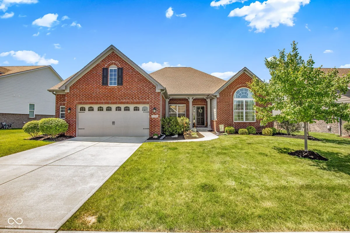 Property Slideshow image 1 of 48 | 11590 platt st, Noblesville, IN, 46060