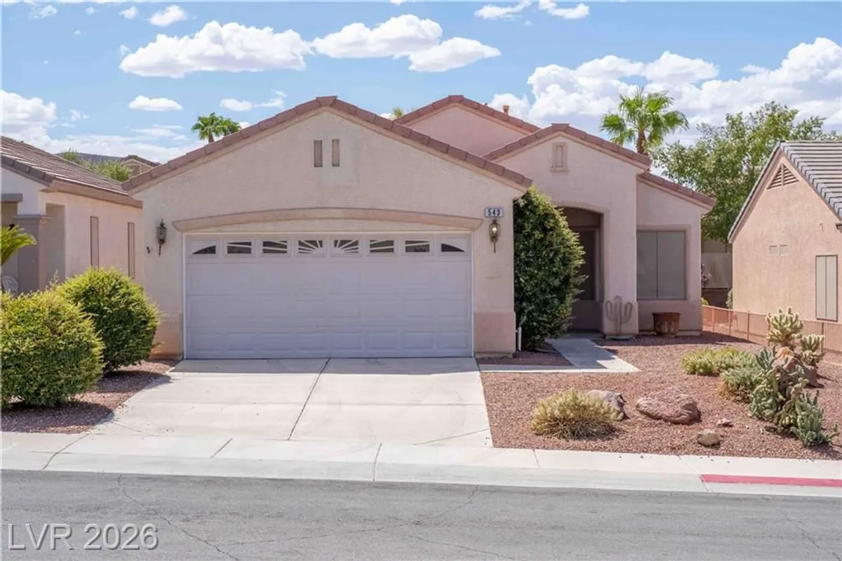Property Slideshow image 1 of 23 | 543 towering vista pl, Henderson, NV, 89012
