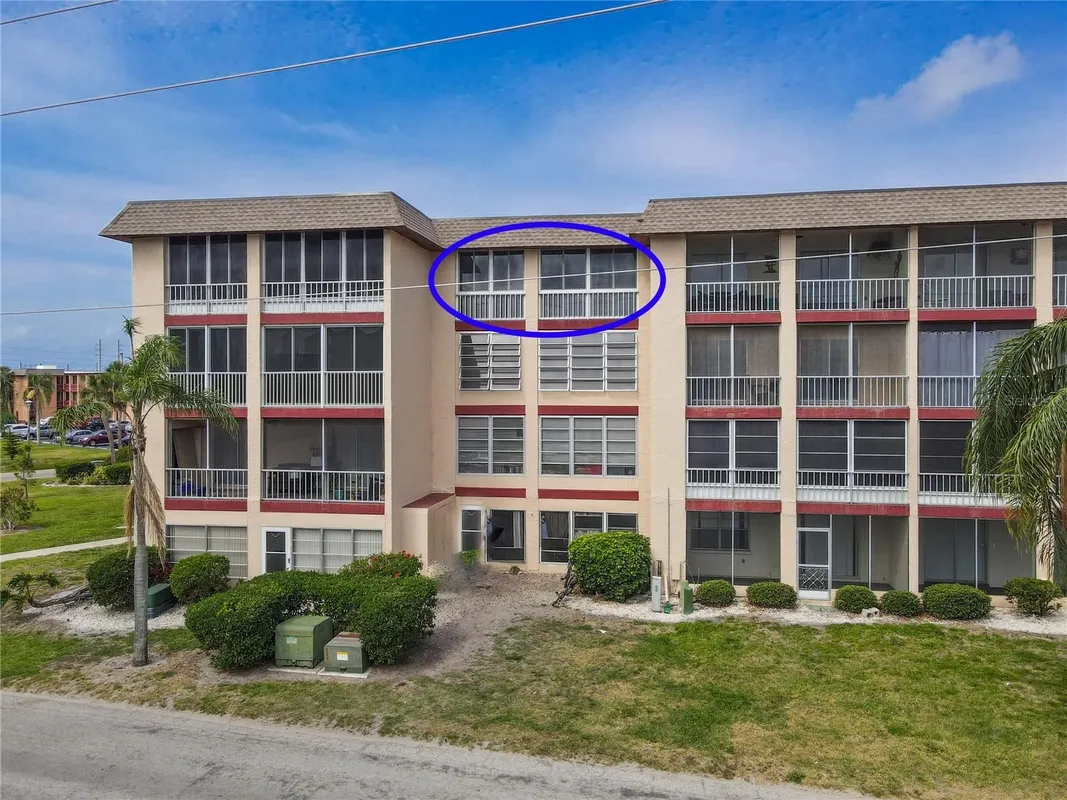 Property Slideshow image 1 of 38 | 4189 heron way # 406e, Bradenton, FL, 34205