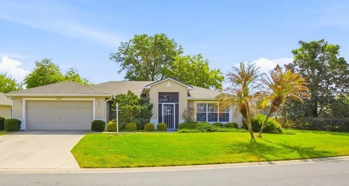 Property Slideshow image 1 of 43 | 4913 rainbow trout rd, Tavares, FL, 32778