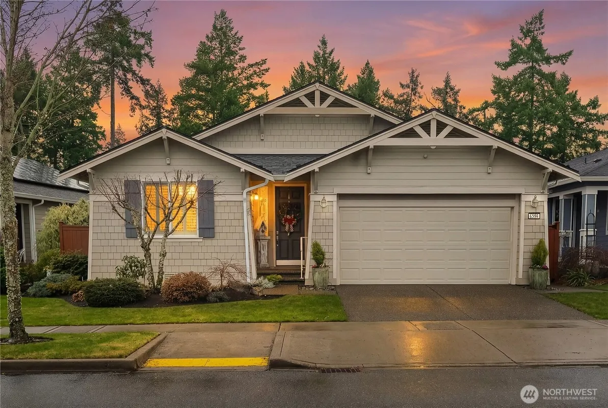Property Slideshow image 1 of 39 | 8400 vashon dr, Lacey, WA, 98516