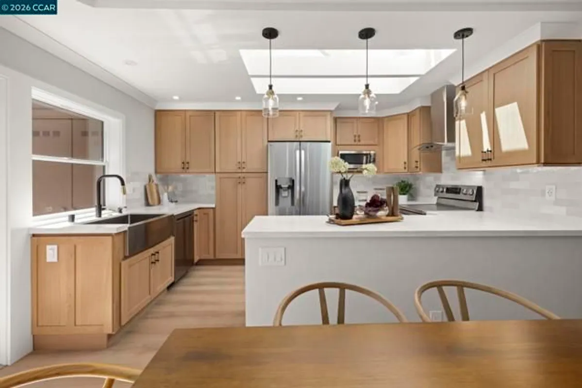Property Slideshow image 1 of 50 | 1152 fairlawn ct 3, Walnut Creek, CA, 94595