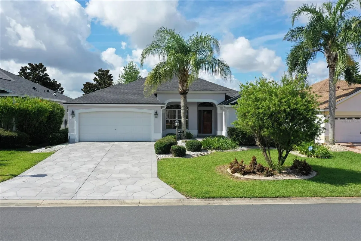 Property Slideshow image 1 of 22 | 2120 willow grove way, The Villages, FL, 32162