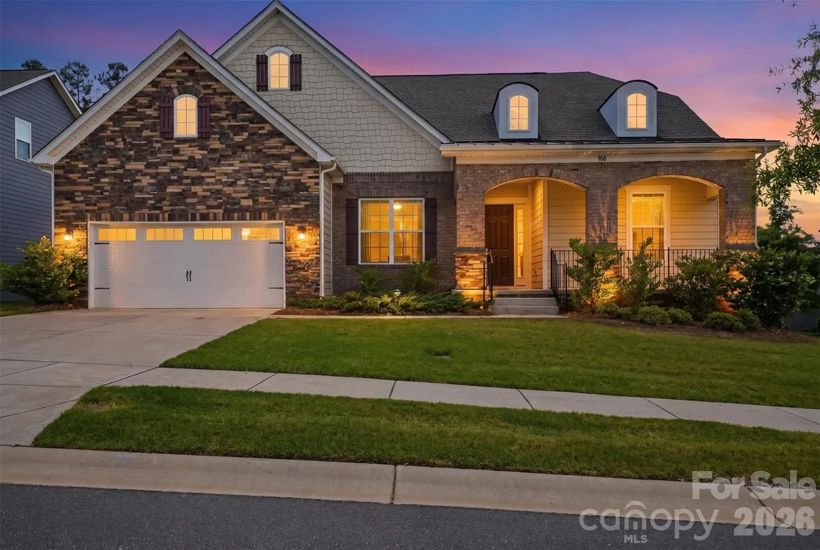 Property Slideshow image 1 of 35 | 900 raffaelo vw, Mount Holly, NC, 28120