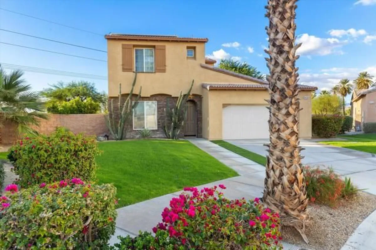 Property Slideshow image 1 of 29 | 84020 colibri ct, Indio, CA, 92203