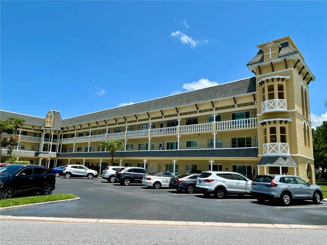 Property Slideshow image 1 of 51 | 2458 florentine way 10, Clearwater, FL, 33763