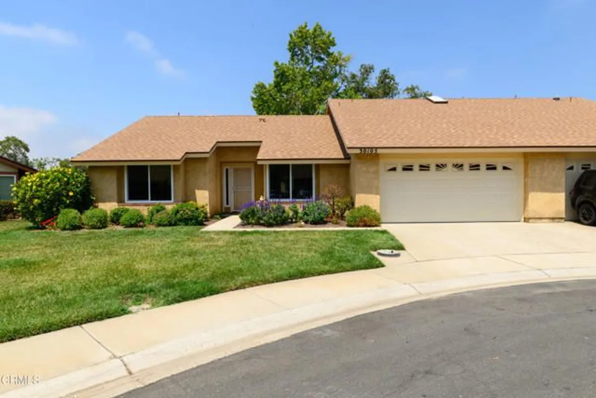 Property Slideshow image 1 of 45 | 30105 village 30 30, Camarillo, CA, 93012