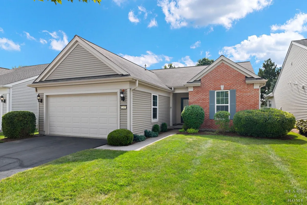 Property Slideshow image 1 of 32 | 12415 copper ln, Huntley, IL, 60142