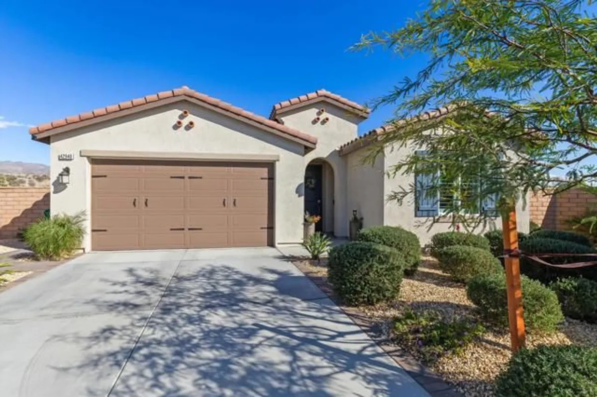 Property Slideshow image 1 of 36 | 42940 ascona ln, Indio, CA, 92203