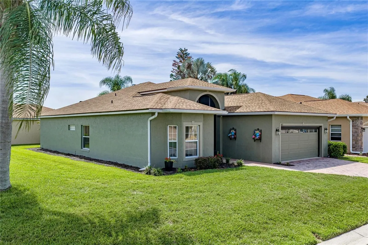 Property Slideshow image 1 of 97 | 4017 dunmore dr, Lake Wales, FL, 33859