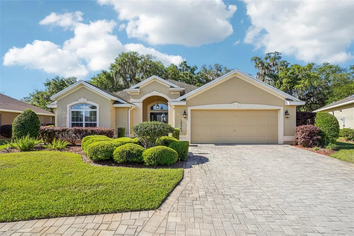 Property Slideshow image 1 of 57 | 10063 lake miona way, Oxford, FL, 34484