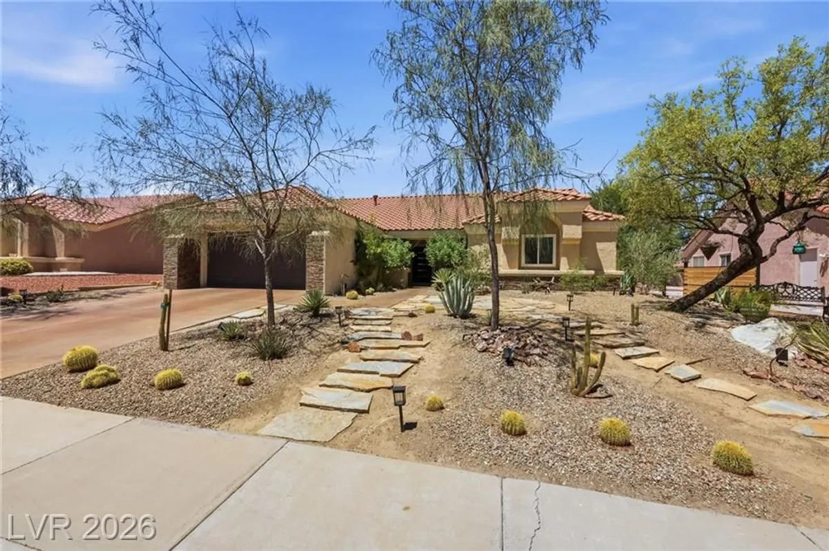 Property Slideshow image 1 of 36 | 3013 hidden treasure dr, Las Vegas, NV, 89134
