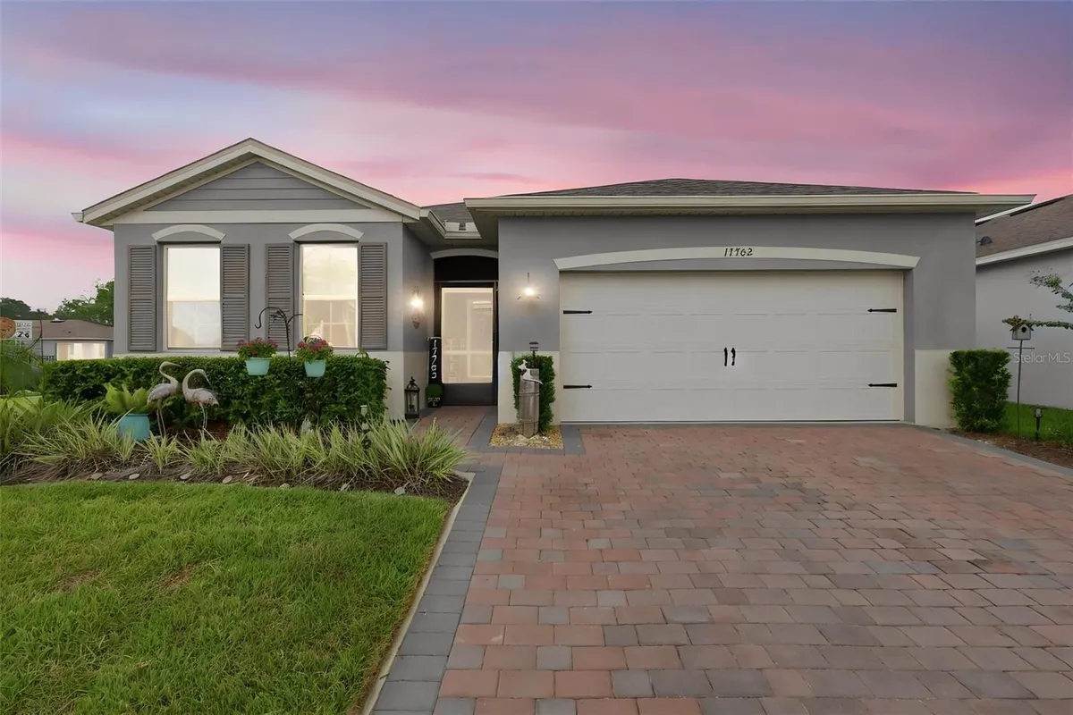 Property Slideshow image 1 of 59 | 17762 blazing star cir, Clermont, FL, 34714